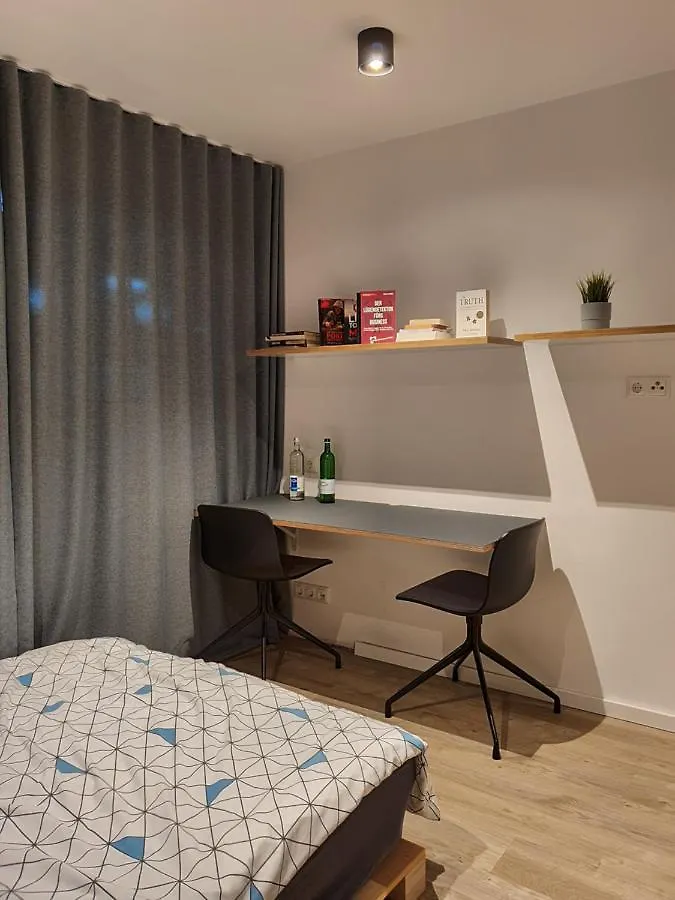 Cozy Apartment in the middle of Cologne ; Schönes Apartment in Köln Innenstadt 0*,